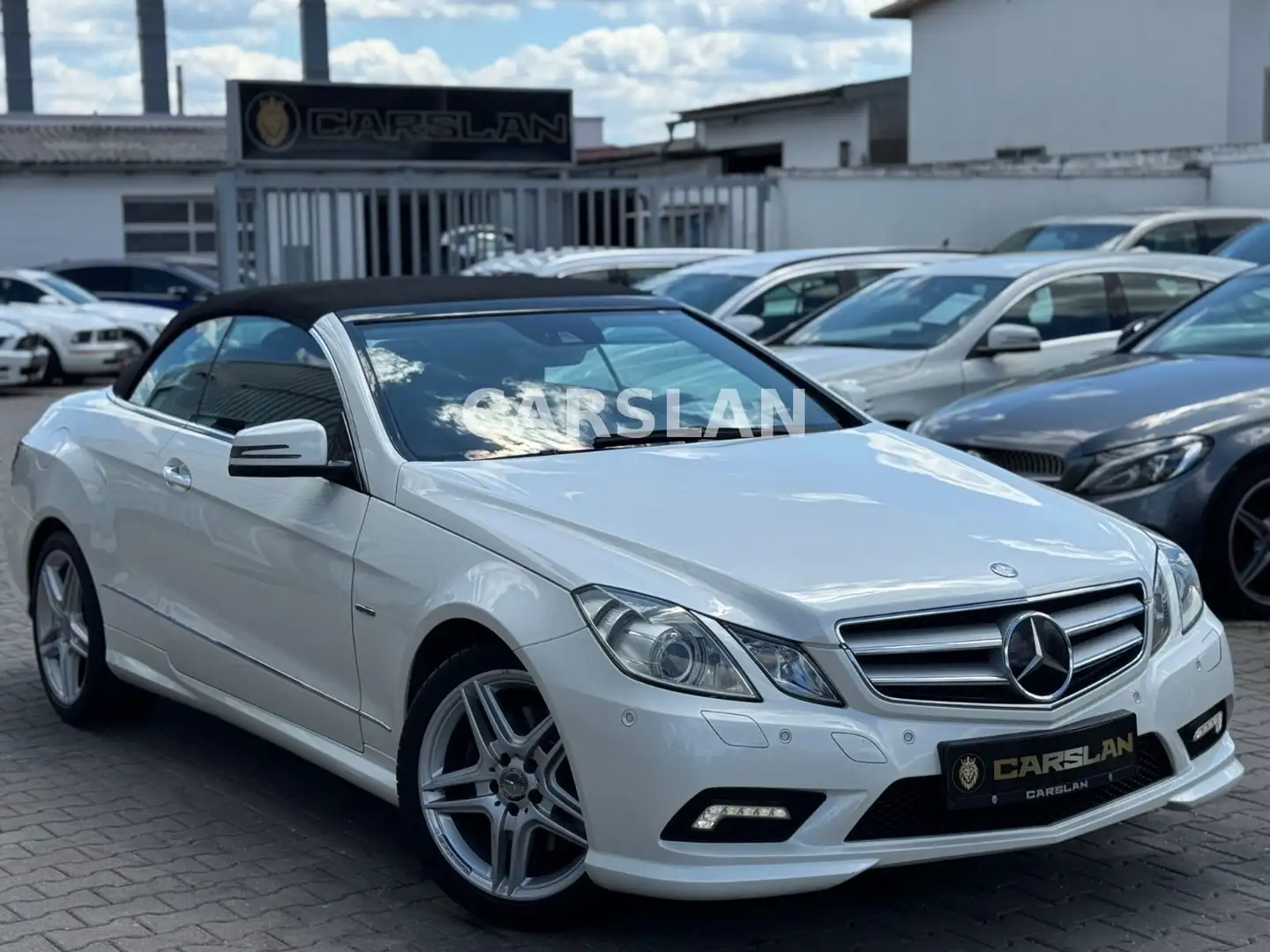 Mercedes-Benz E 350 Cabrio AMG AIRSCARF+HARMAN+SBL+R.KAMER+TOT White - 1