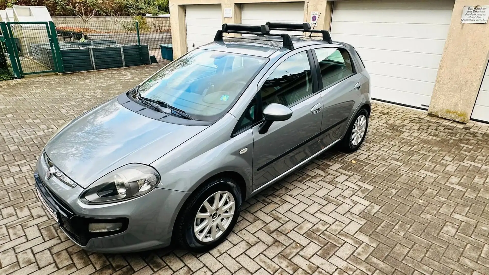 Fiat Punto Evo MyLife/Klima/AHK/Tüv Neu/Alufelgen Grau - 2