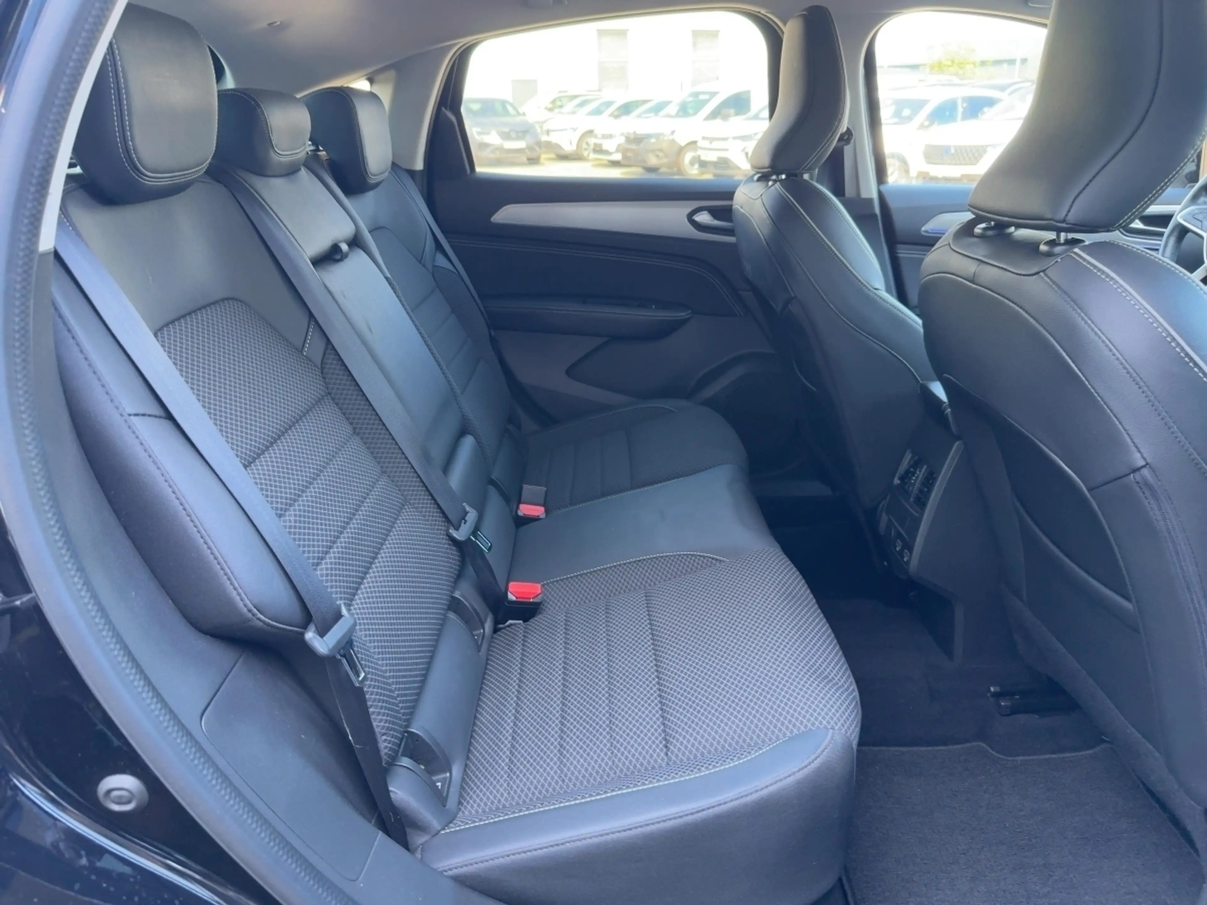 Renault Arkana INTENS TCe 140 Autom.*8-fach*SHZ*LRHZ*KAMERA* — photo 12