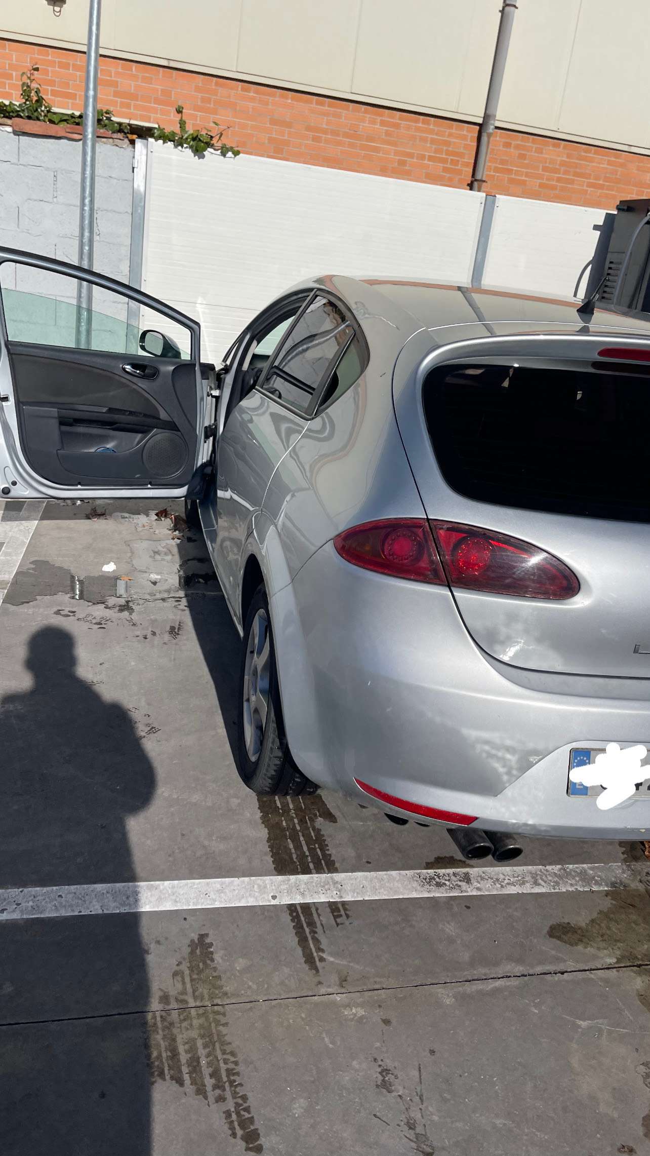SEAT Leon León 2.0TDI Reference - foto 1