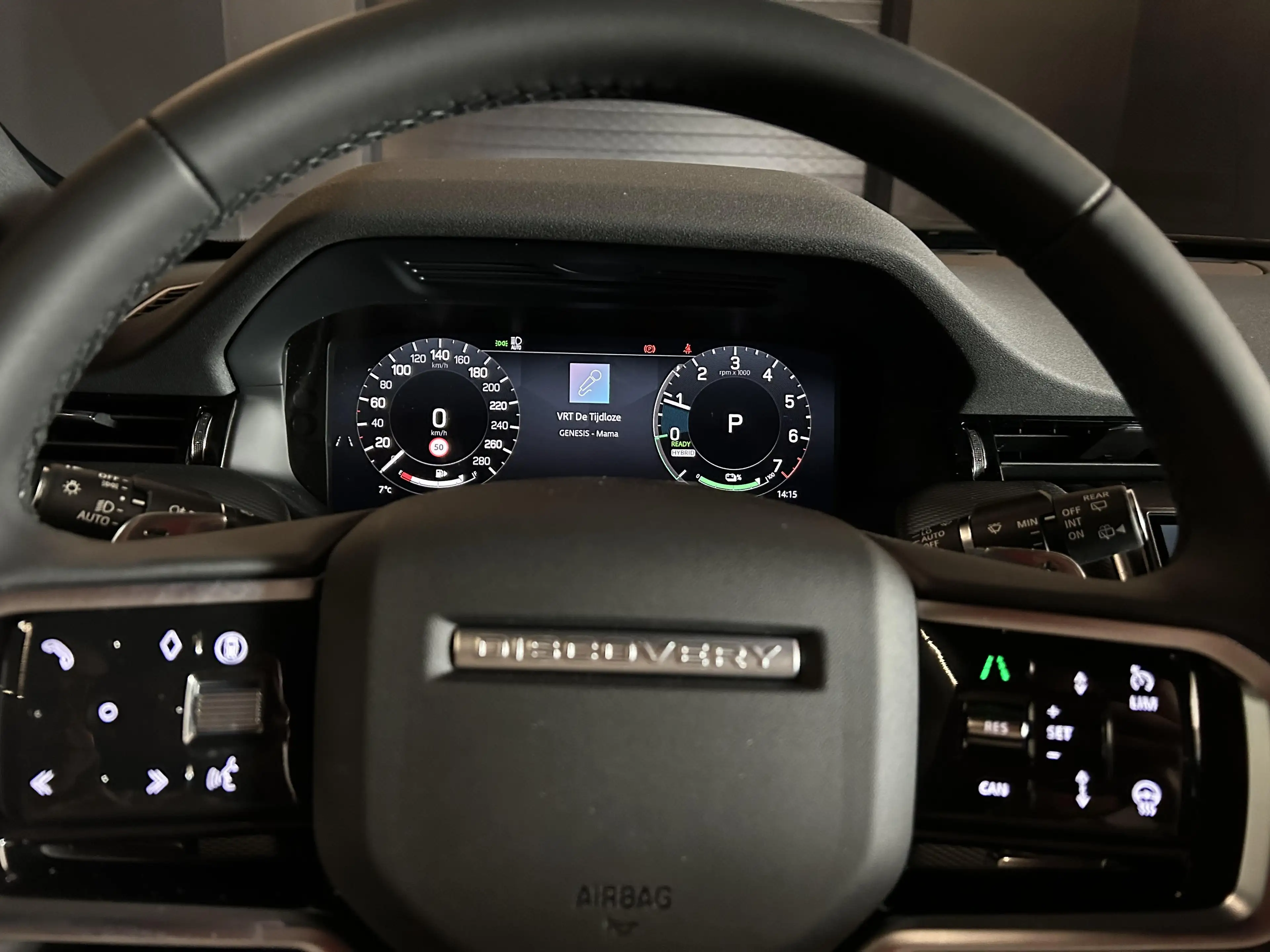 Land Rover Discovery Sport DYNAMIC SE — photo 10