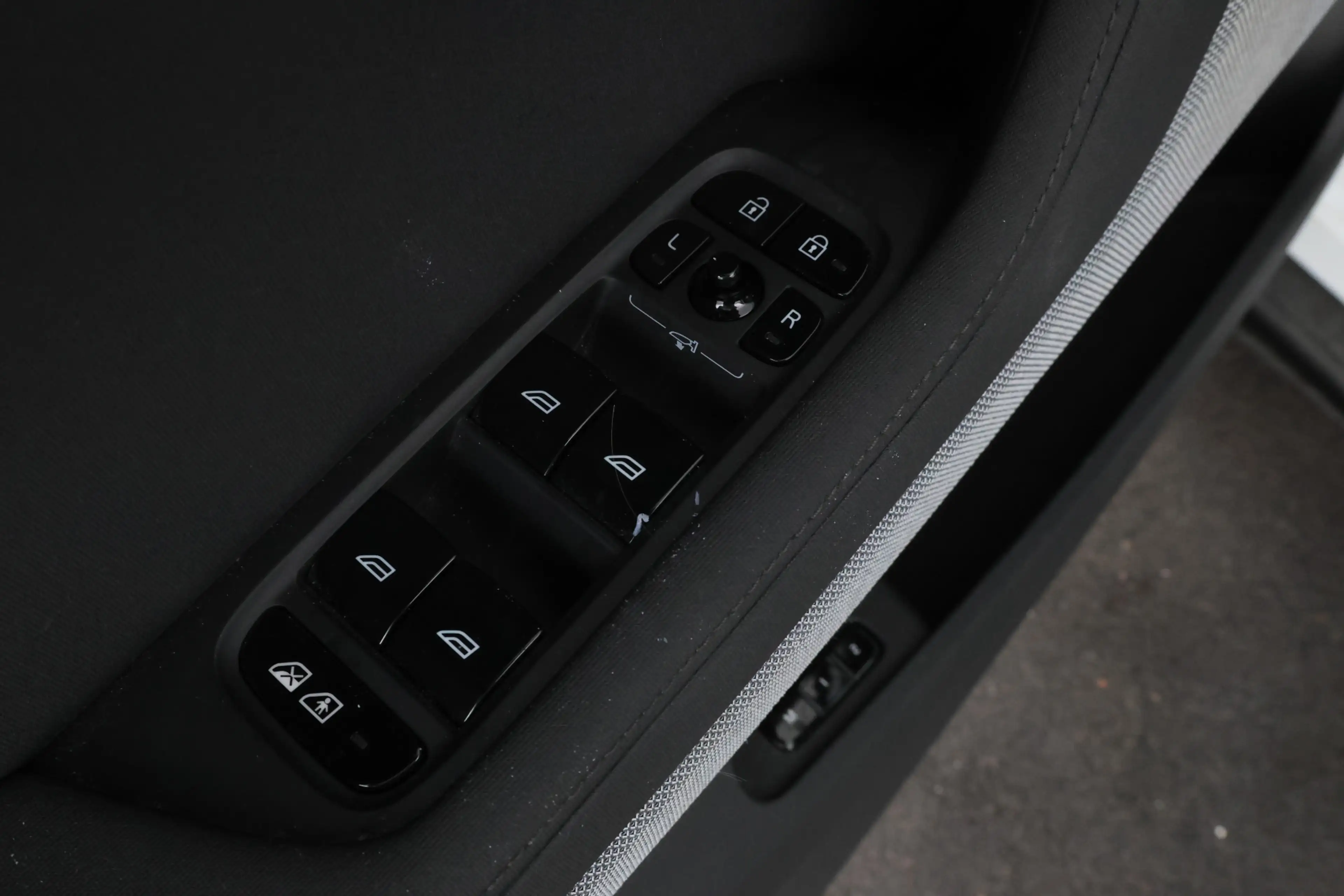 Polestar 2 Long Range Single Motor Plus 82 kWh Long range! Pa — photo 16