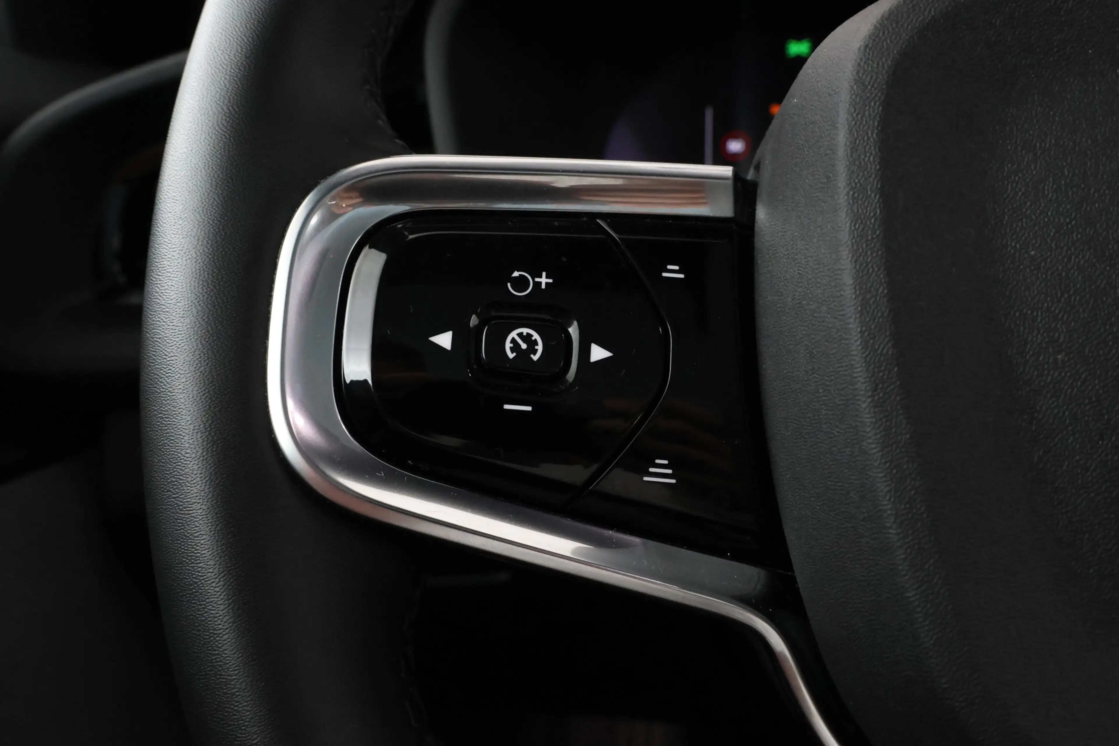 Polestar 2 Long Range Single Motor Plus 82 kWh Long range! Pa — photo 22