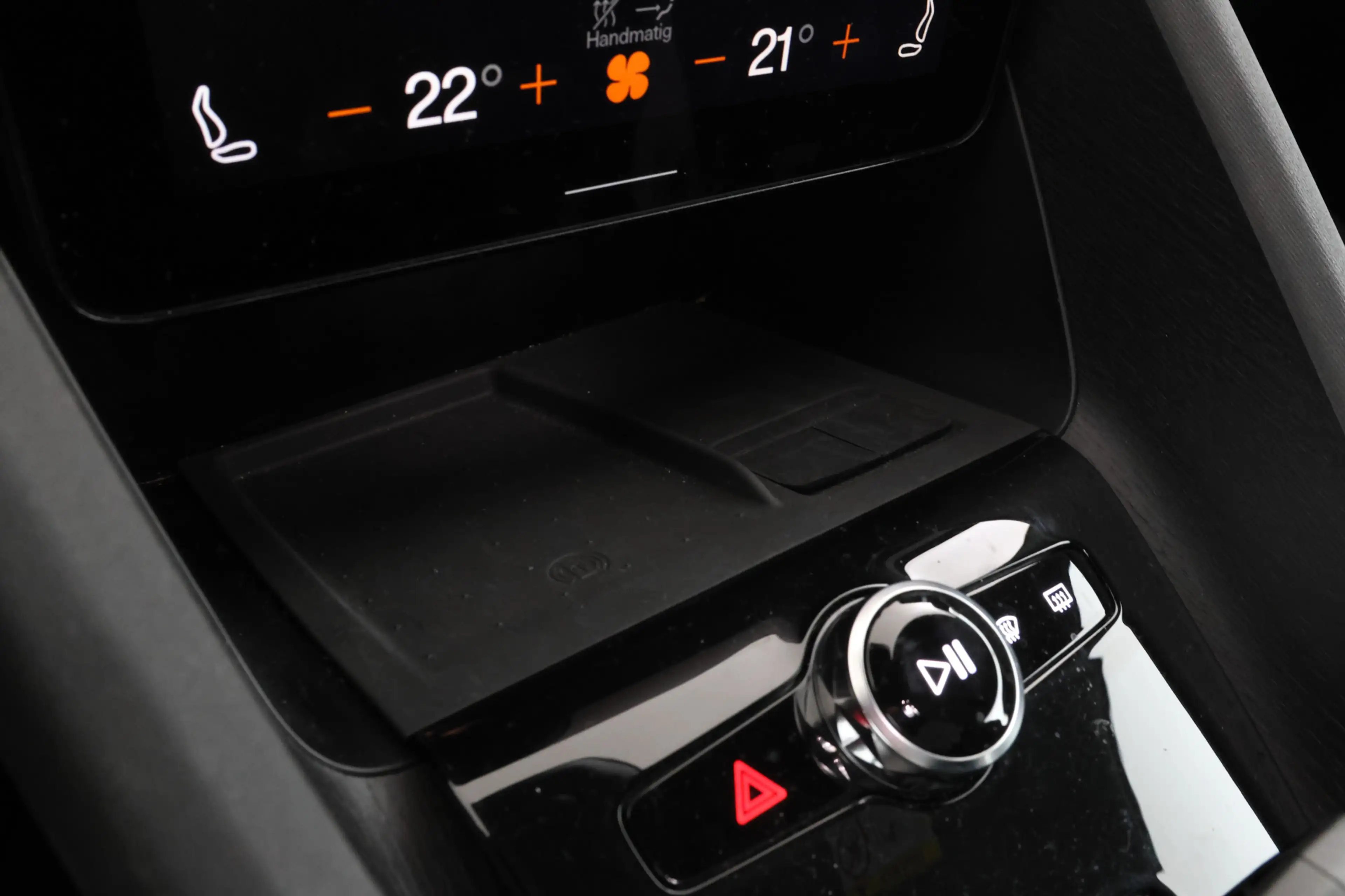 Polestar 2 Long Range Single Motor Plus 82 kWh Long range! Pa — photo 32
