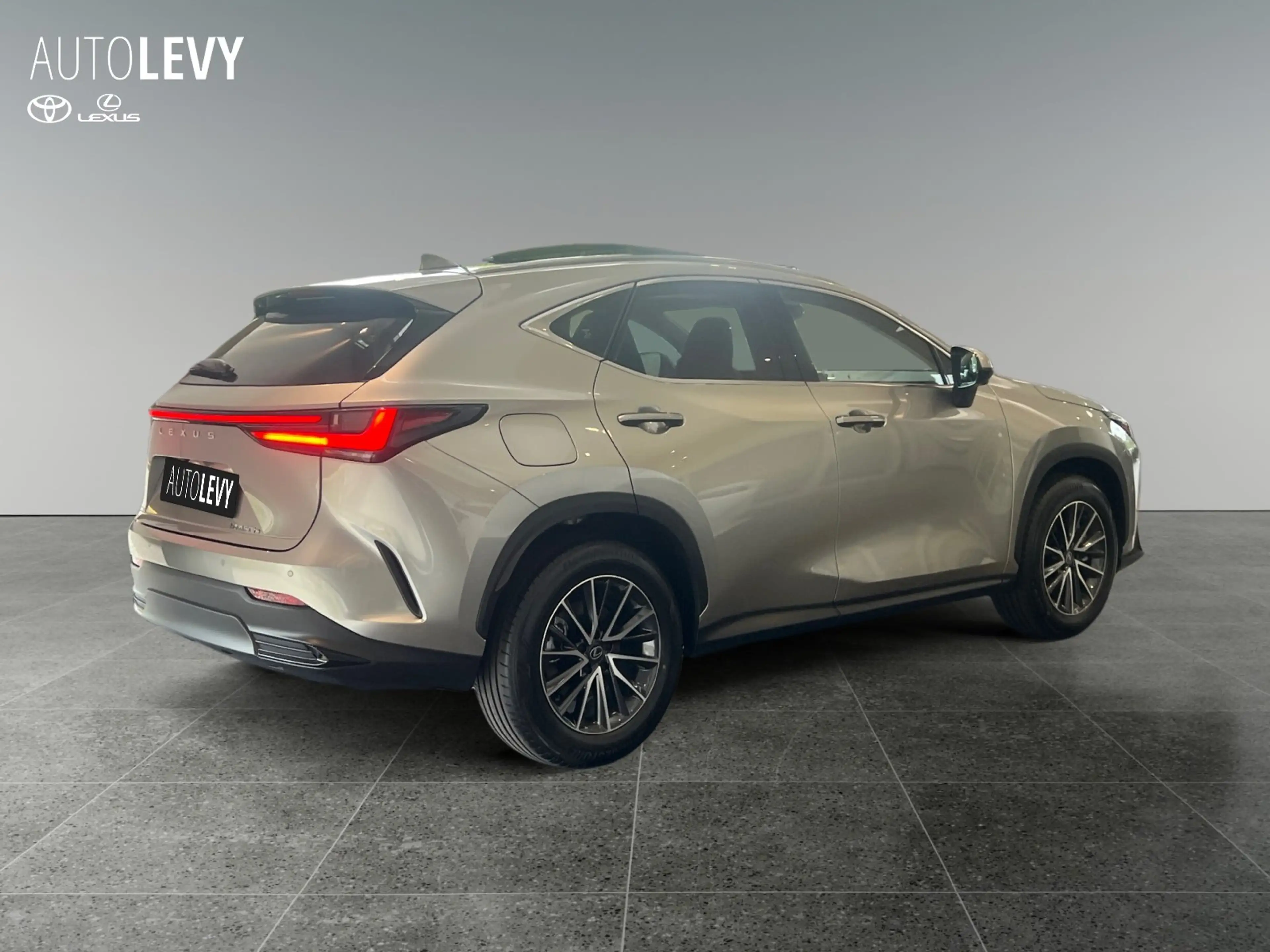 Lexus NX 450h+ PHEV Advantage +div.Far+Wallbox geschenkt — photo 6