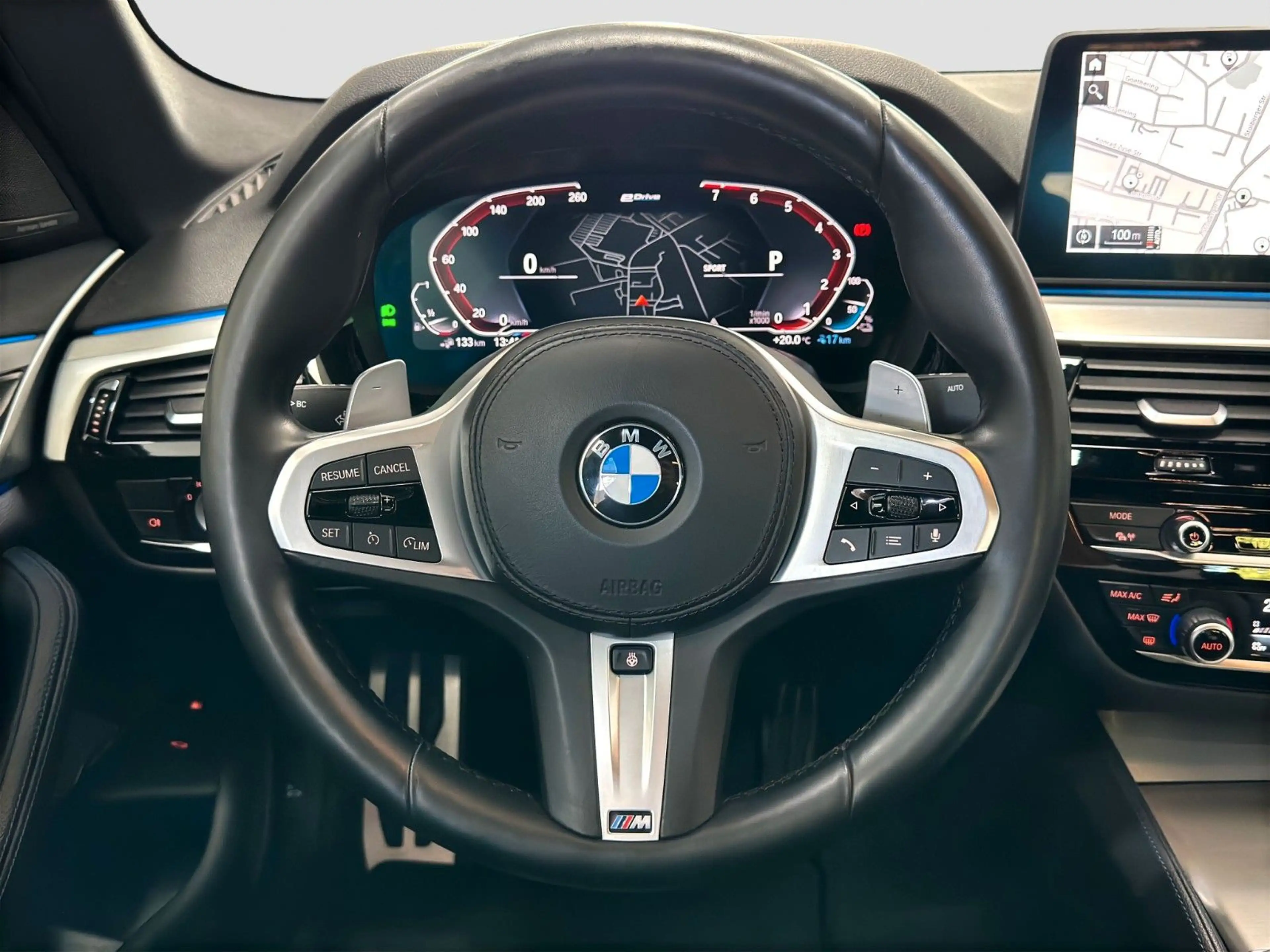 BMW 545 e xDr M-SPORT LC.PRO CARPLAY H/K HUD 360° — photo 14