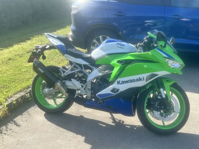 Kawasaki NINJA ZX-4RR - foto 2