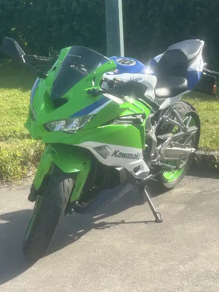 Kawasaki NINJA ZX-4RR - foto 4