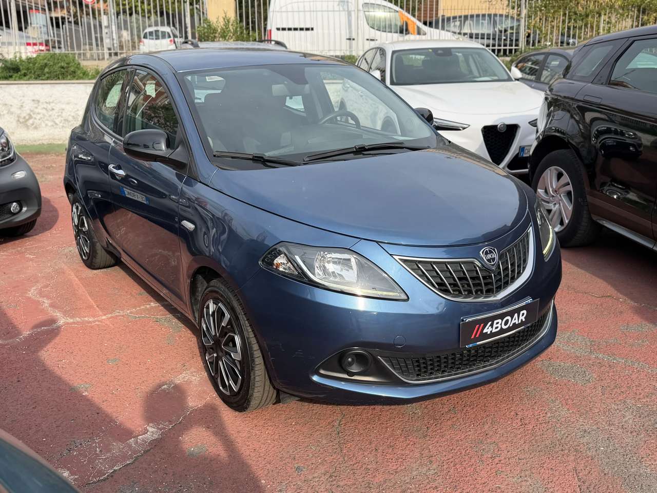 Lancia Ypsilon Ypsilon 1.0 firefly hybrid Gold Plus s