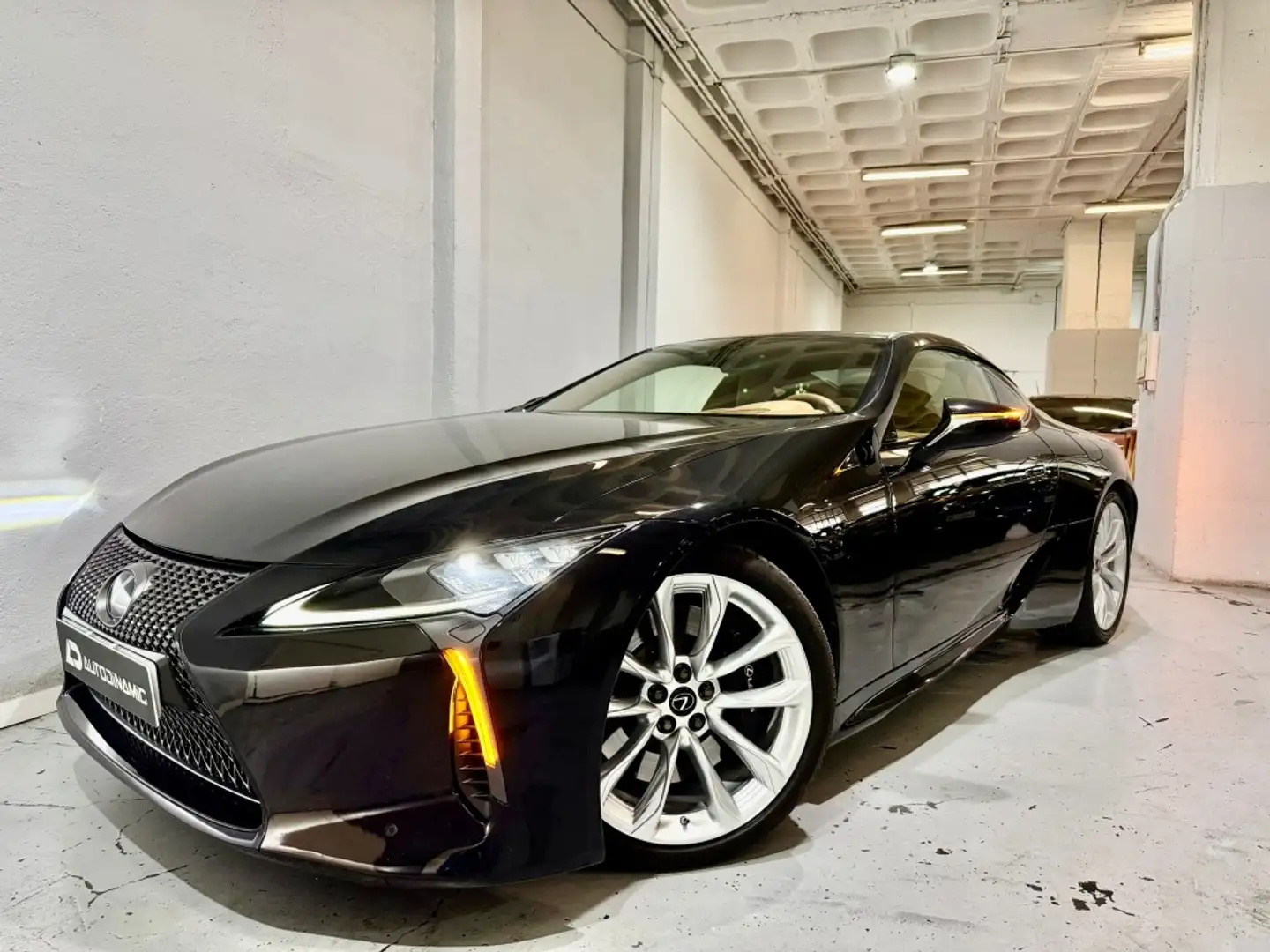 Lexus LC 500h Sport + Schwarz - 1