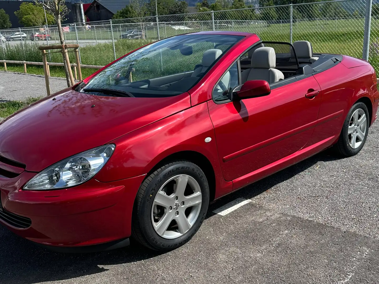 Peugeot 307 307 CC 2,0 16V Rot - 1