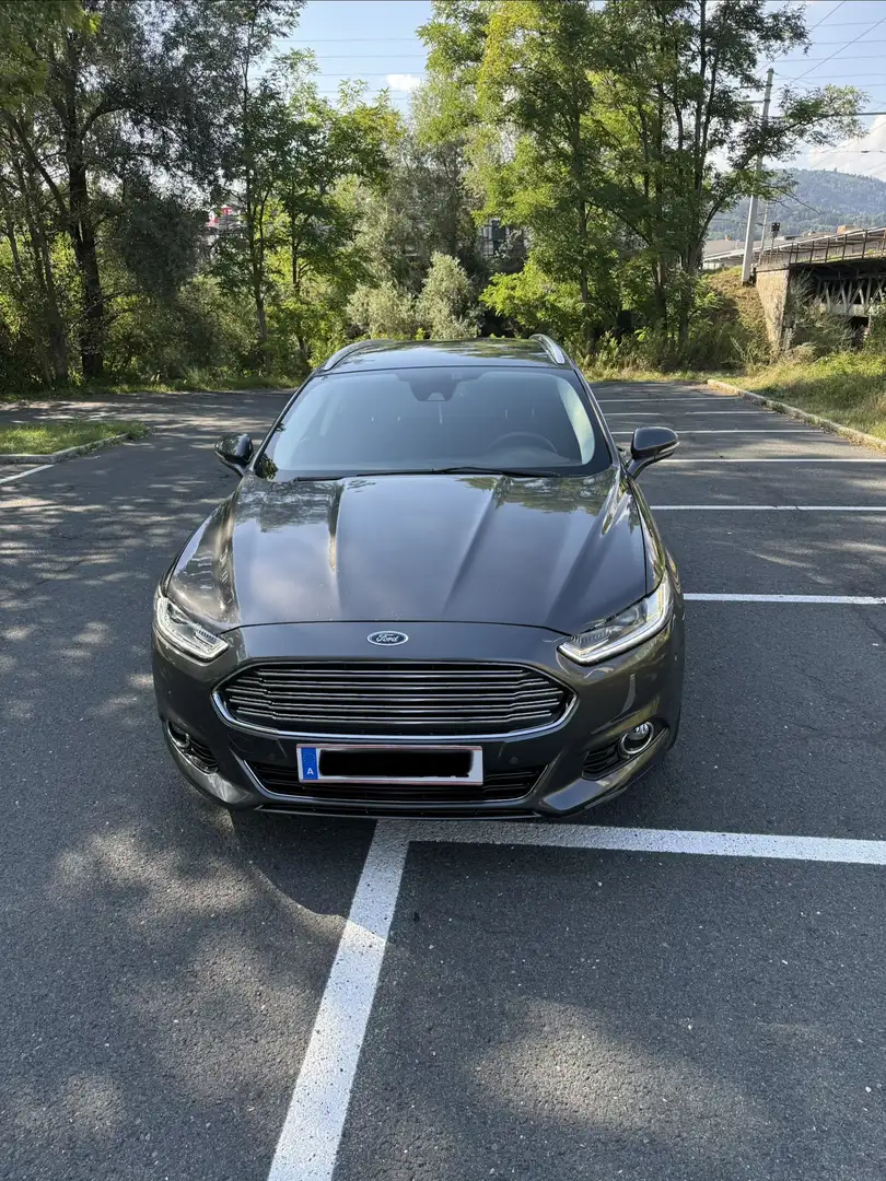Ford Mondeo Traveller Titanium 2,0 TDCi AWD Start/Stop Aut. Grau - 1