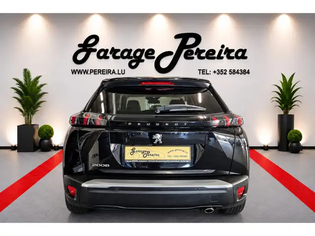 Peugeot 2008 view 3
