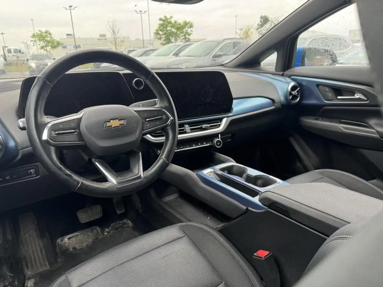 Chevrolet Equinox снимка Chevrolet Equinox