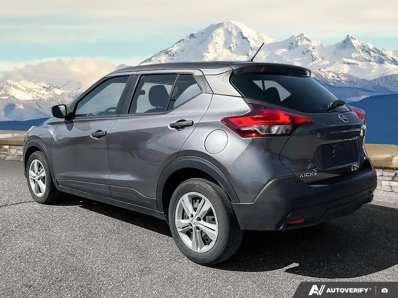Nissan Kicks снимка Nissan Kicks
