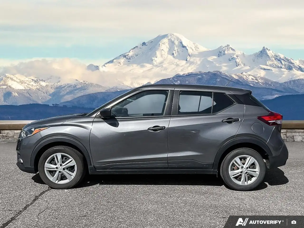 Nissan Kicks снимка Nissan Kicks