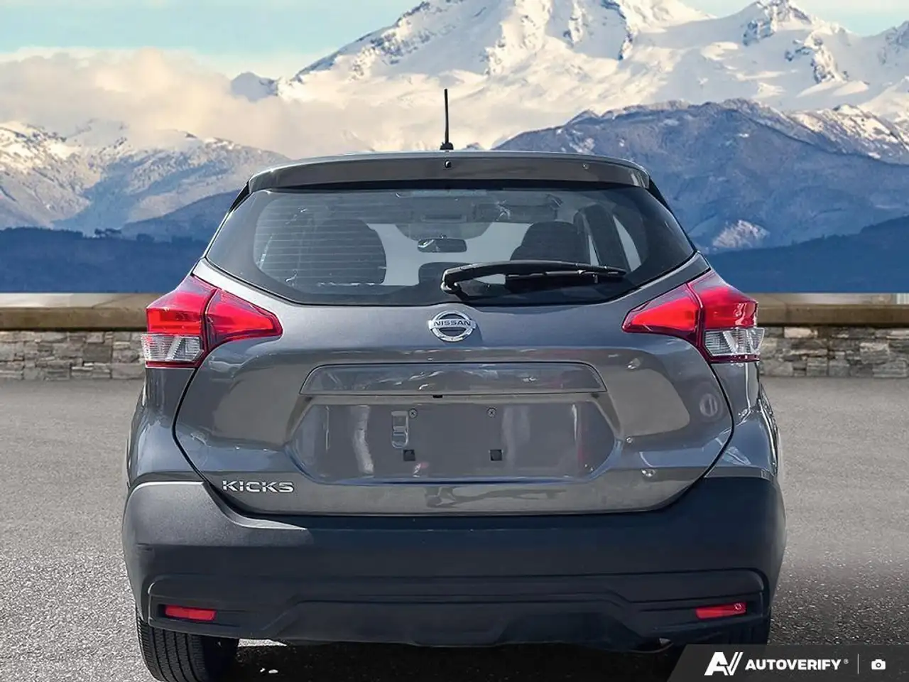 Nissan Kicks снимка Nissan Kicks