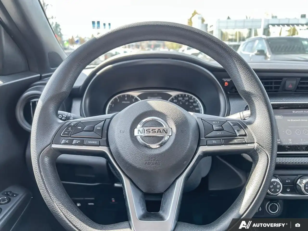 Nissan Kicks снимка Nissan Kicks