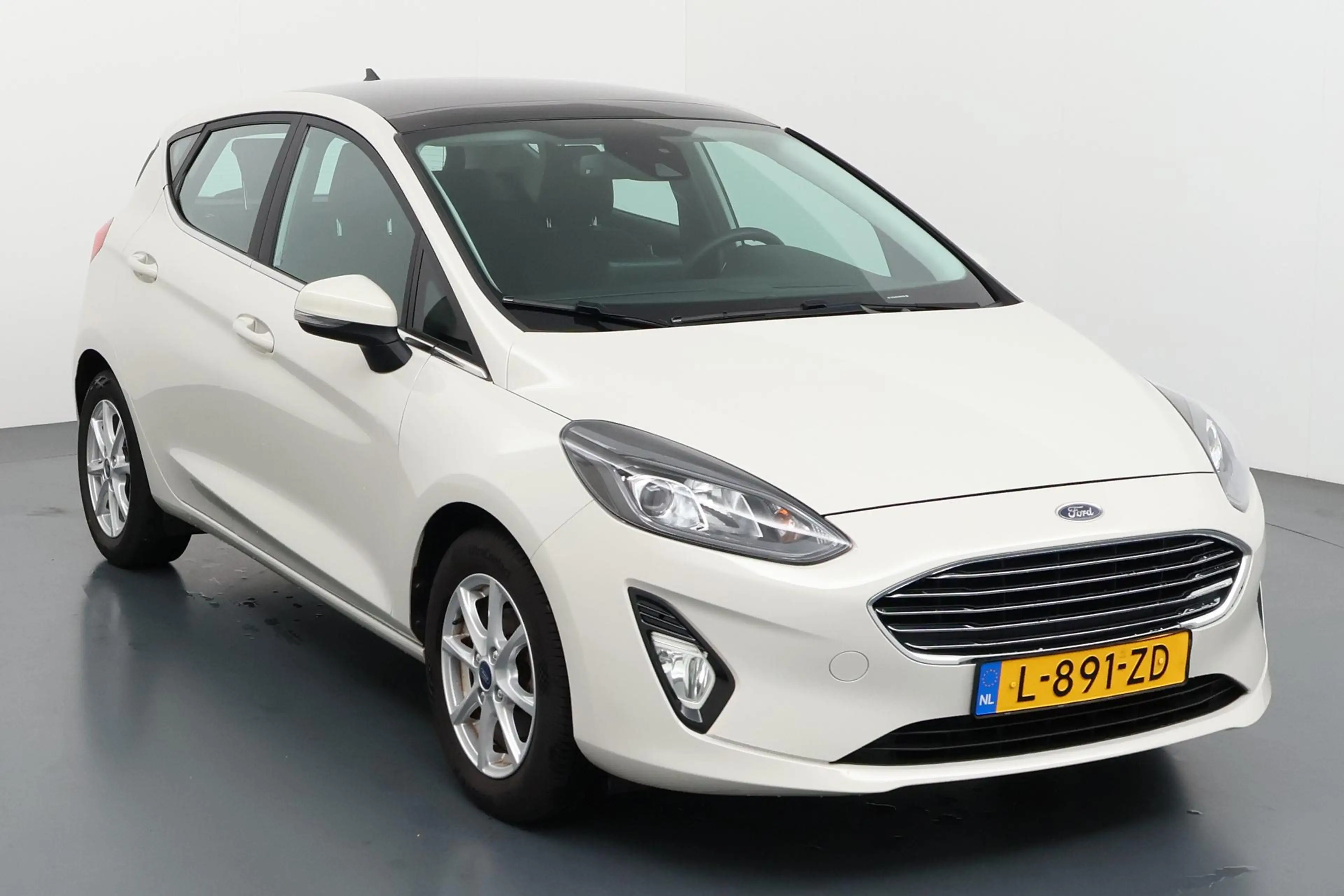 Ford Fiesta 1.0 EcoBoost Hybrid Titanium X Stijlvol in het wit — photo 12
