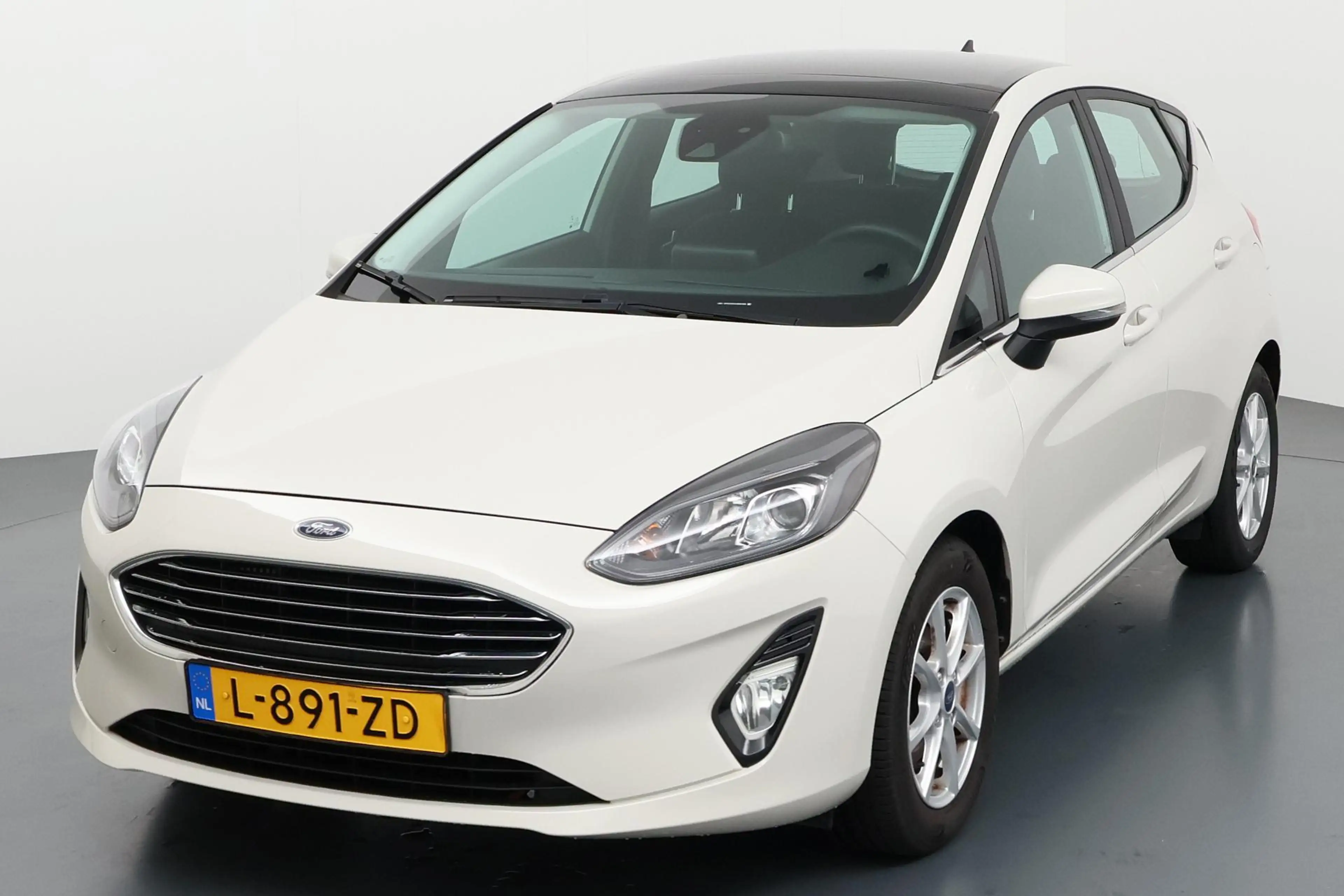 Ford Fiesta 1.0 EcoBoost Hybrid Titanium X Stijlvol in het wit — photo 13