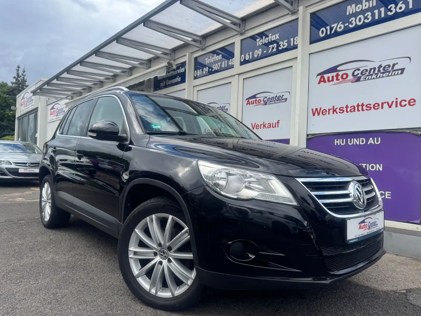 Volkswagen Tiguan Sport & Style BMT 2.0TDI *Navi*PDC*MFL* Negru - 1