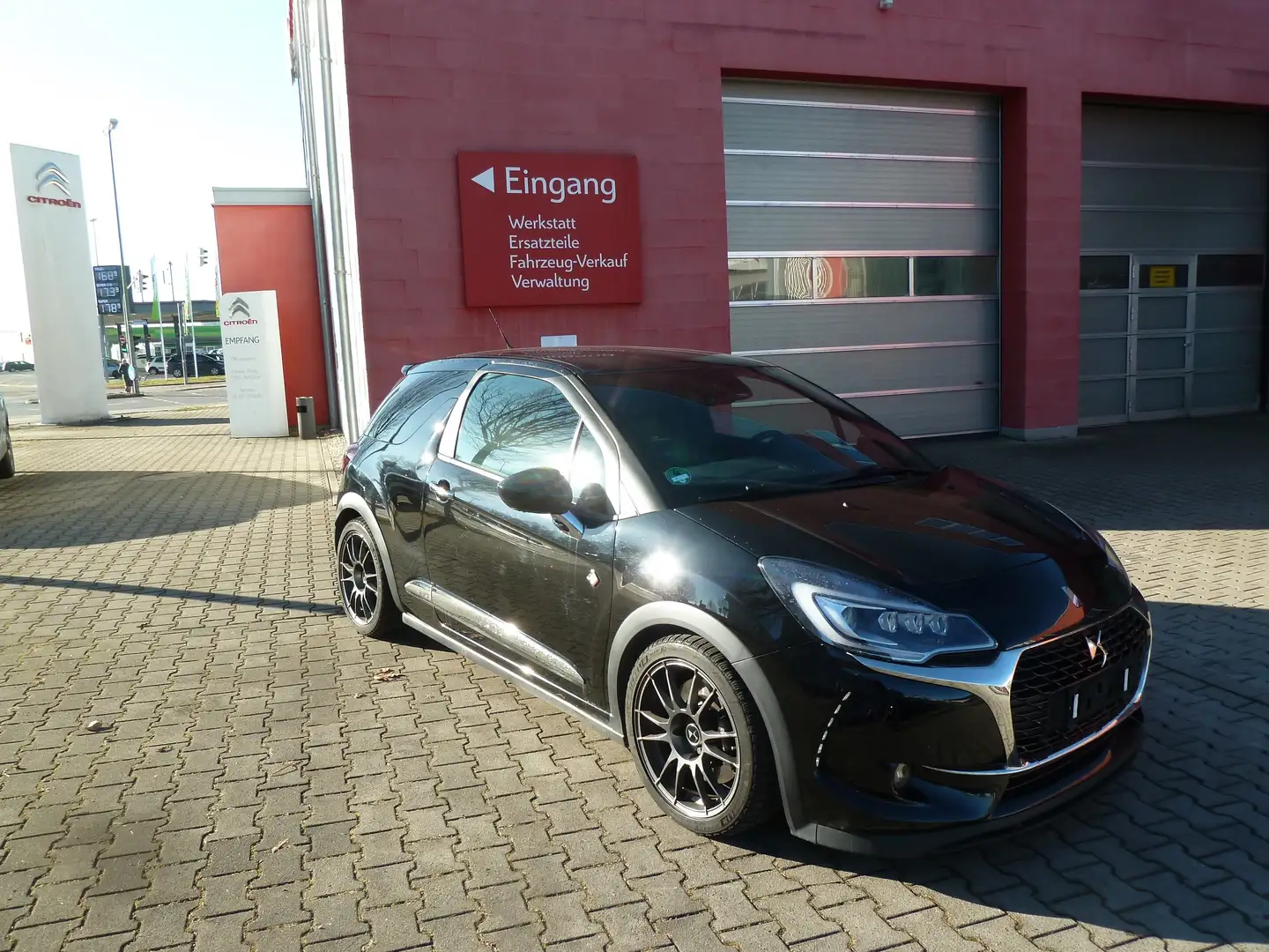 Citroen DS3 THP 208 Performance 8-fach Bereifung Negro - 1
