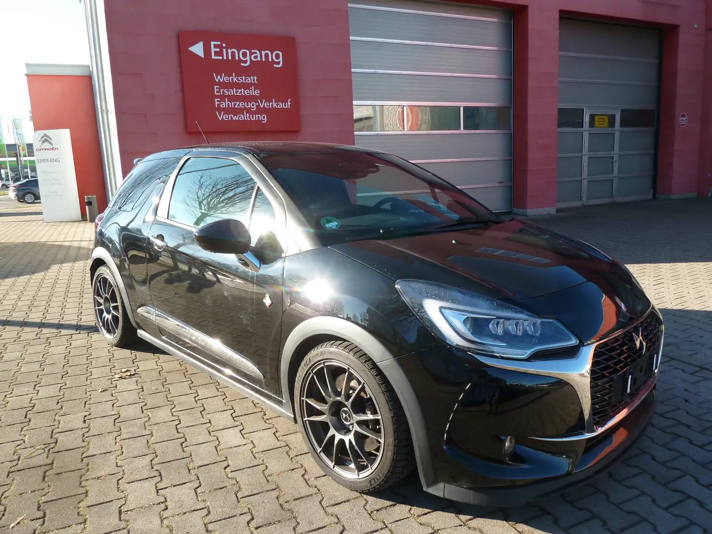 Citroen DS3 THP 208 Performance 8-fach Bereifung Negro - 2