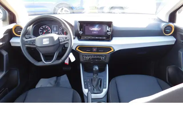 SEAT Arona view 9