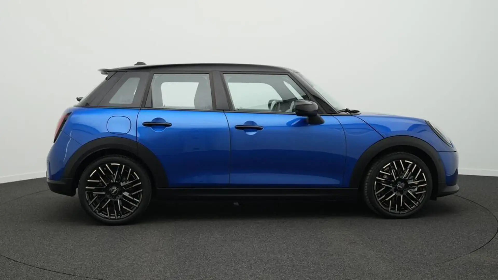 MINI Cooper S Favoured Trim Blau - 2