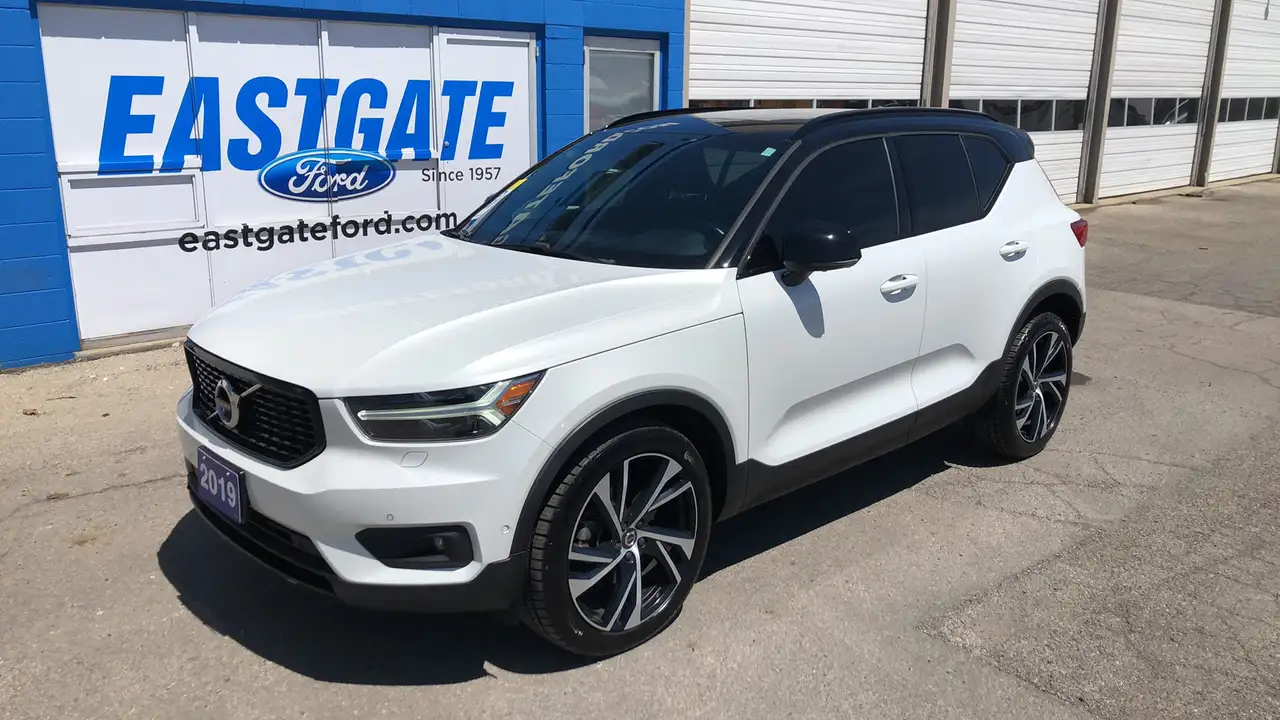 Volvo XC40 снимка Volvo XC40