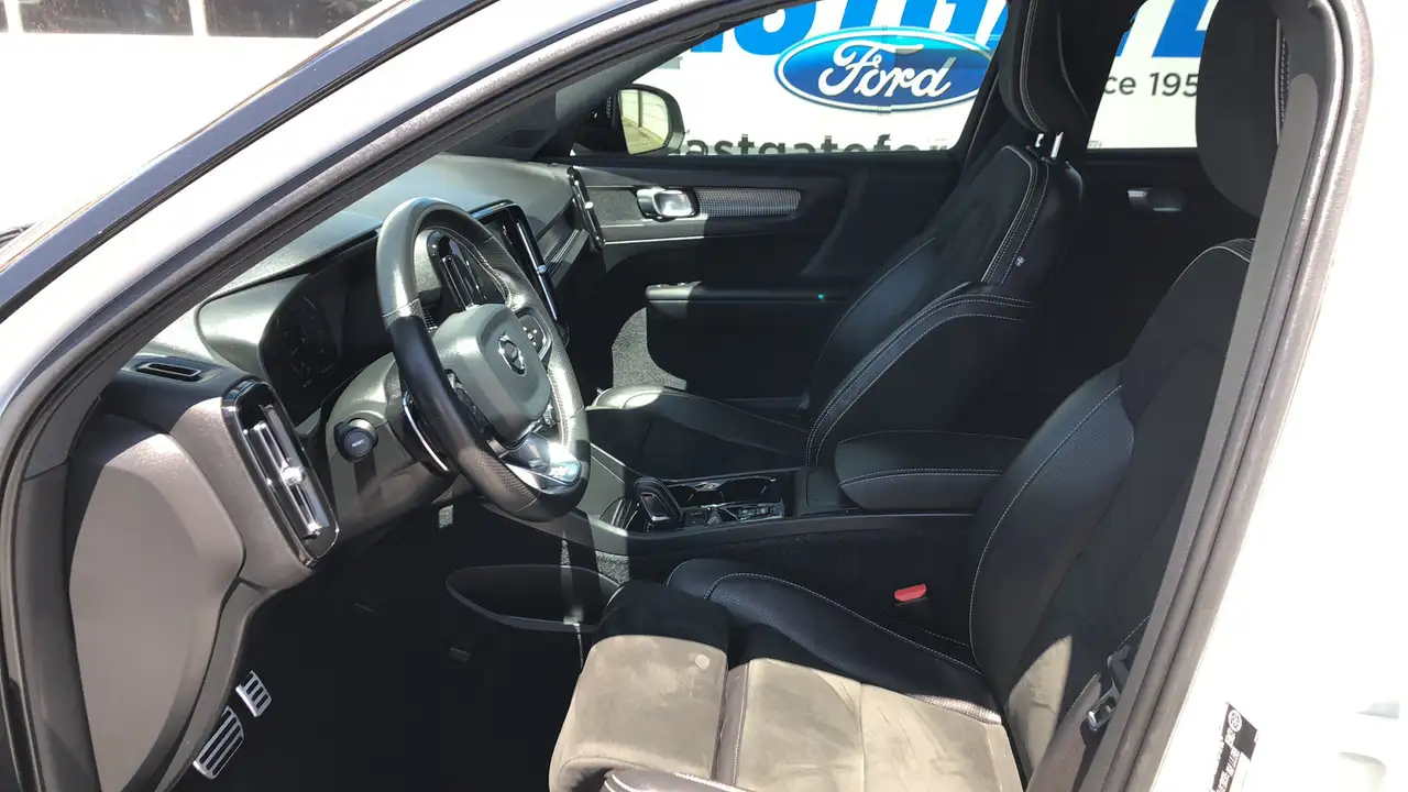 Volvo XC40 снимка Volvo XC40