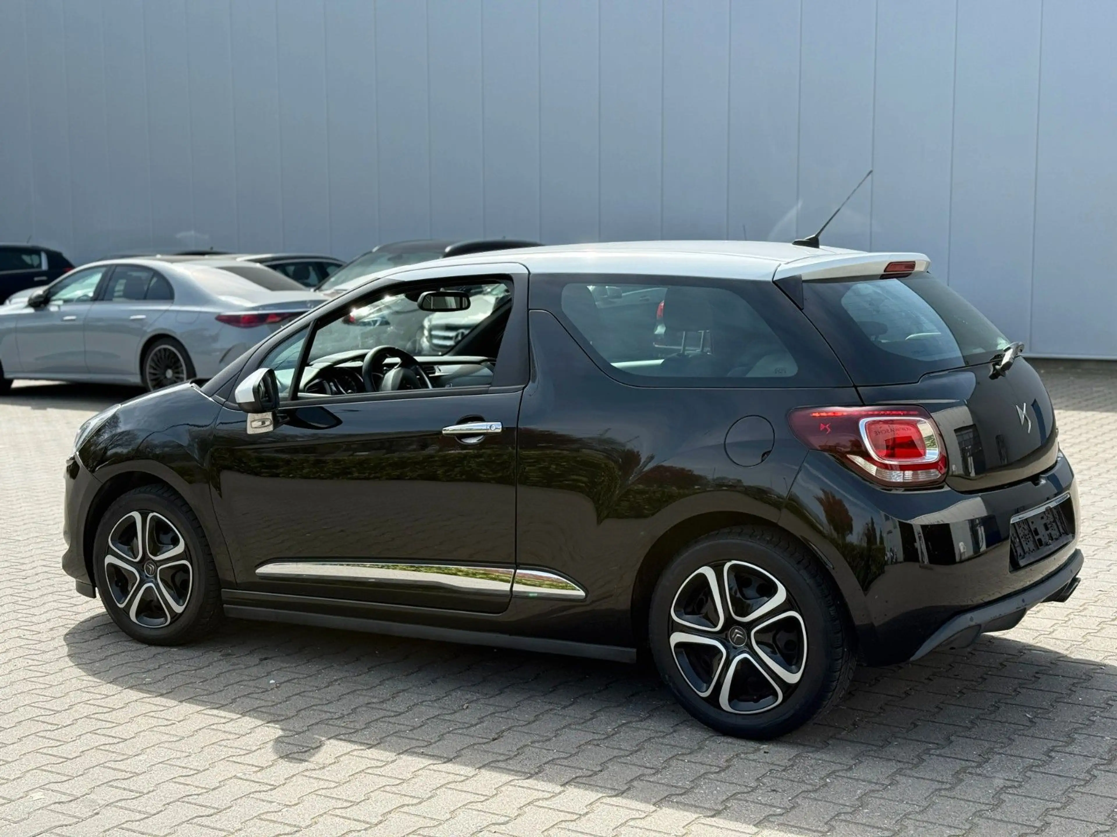 Citroen DS3 PureTech PDC*Navi*Klima*TÜV*Sitzheizung*LED* — photo 14