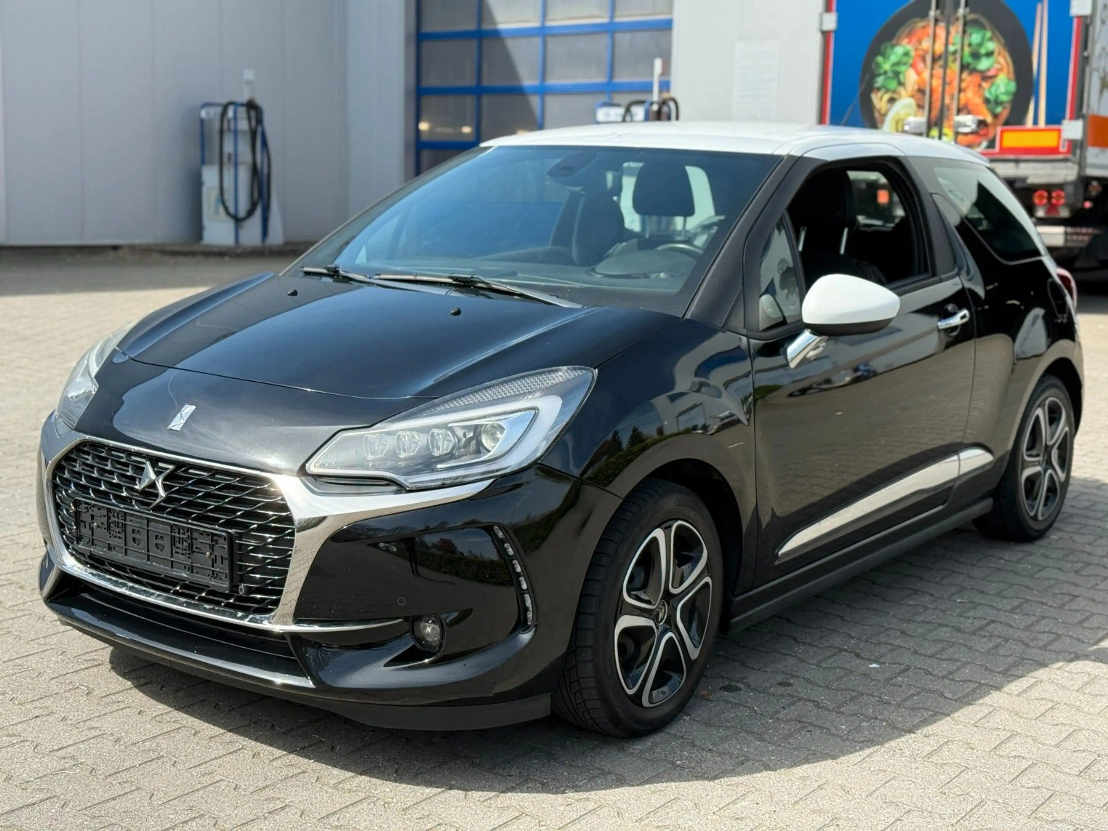 Citroen DS3 PureTech PDC*Navi*Klima*TÜV*Sitzheizung*LED* — photo 7