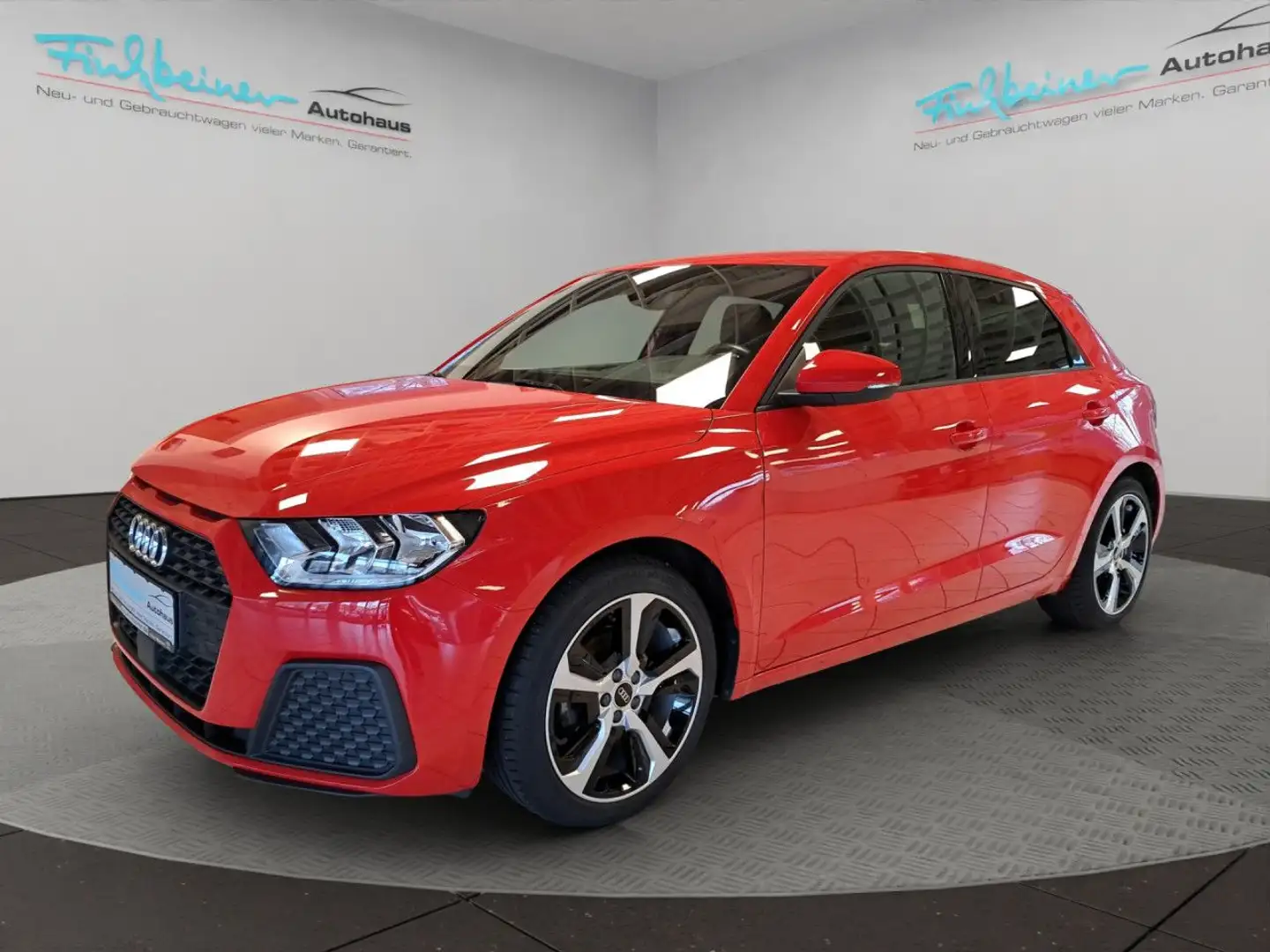 Audi A1 Sportback 1.0l TFSI S-tronic Bluetooth Klima Rot - 2