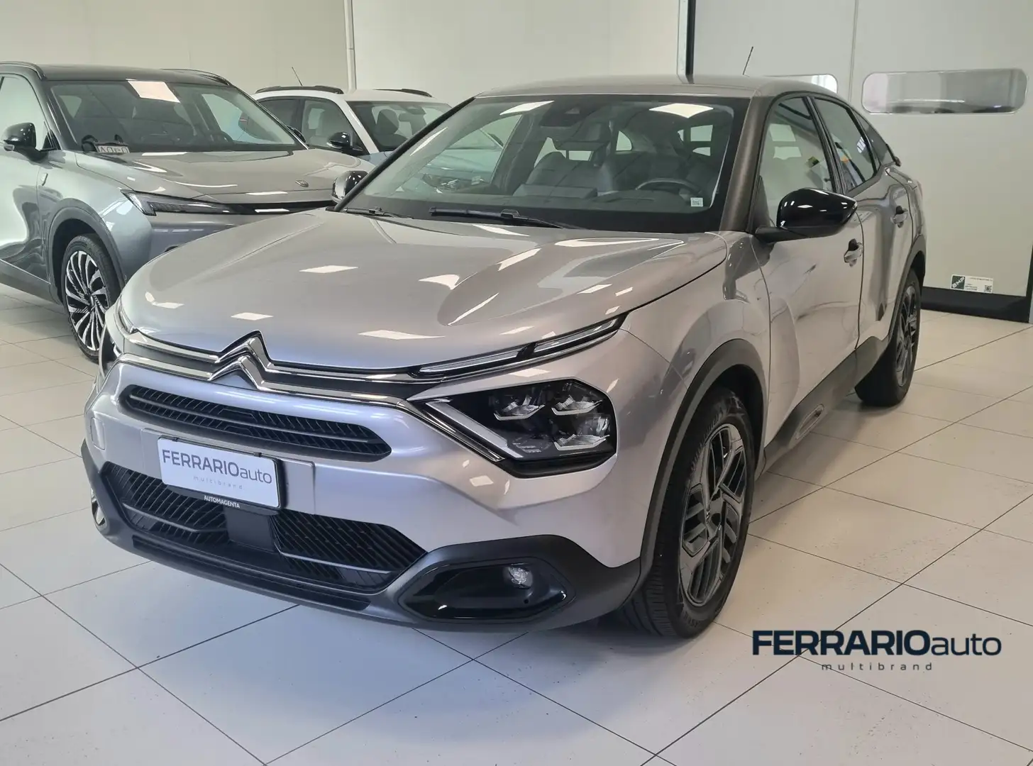 Citroen C4 C4 III 2021 1.2 puretech Feel Grigio - 1