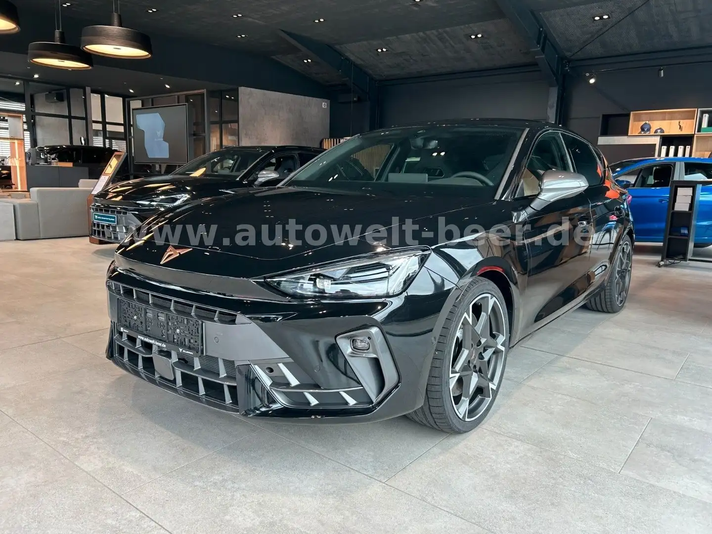 CUPRA Leon VZ 2.0 TSI 300PS DSG *AHK*FULL LINK*NAV*CAM Noir - 1