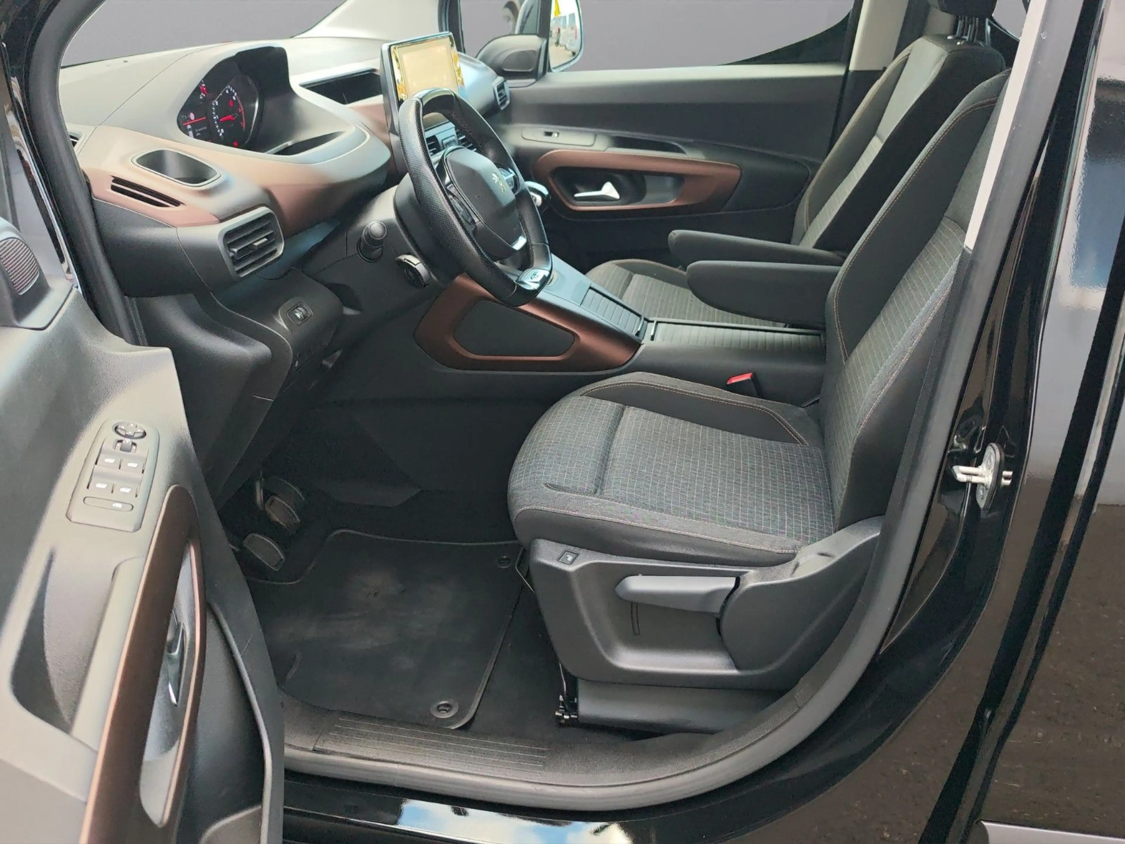 Peugeot Rifter 1.5 HDI *GT-Line*ACC*Sitzheiz*Kamera*AHK — photo 9