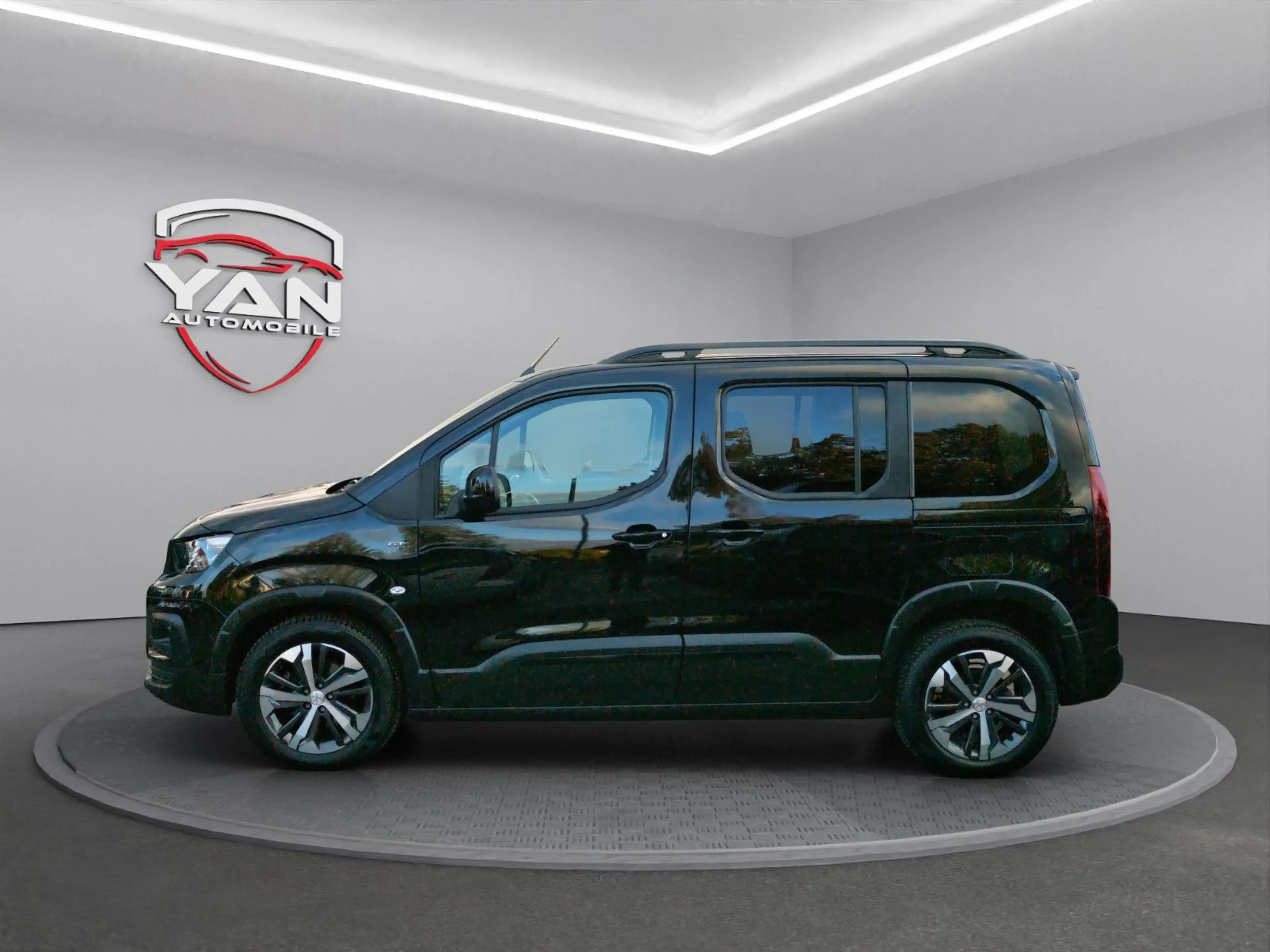 Peugeot Rifter 1.5 HDI *GT-Line*ACC*Sitzheiz*Kamera*AHK — photo 8