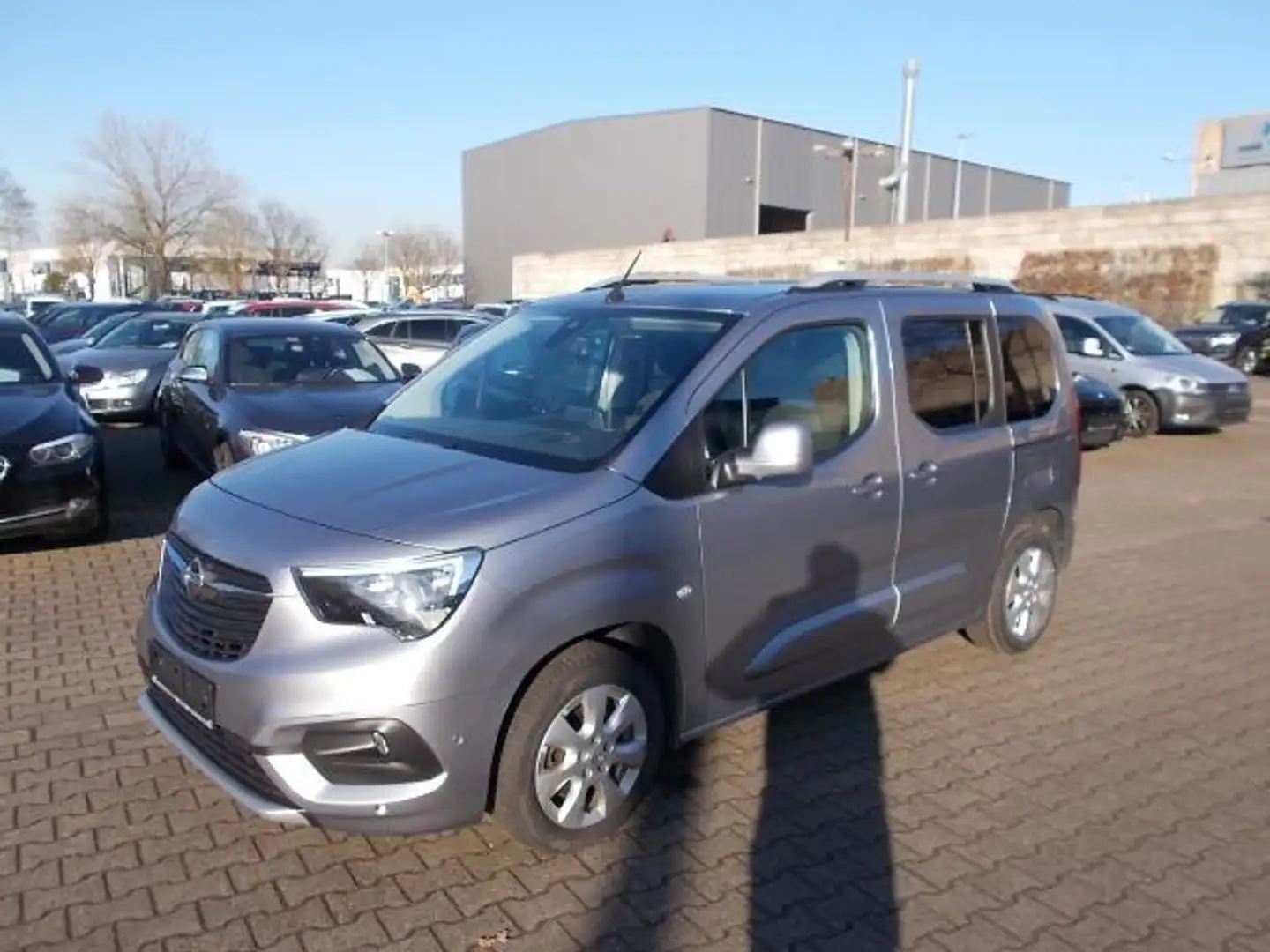 Opel Combo Life Innovation, Navi PanoDach Park Ass. Grau - 1