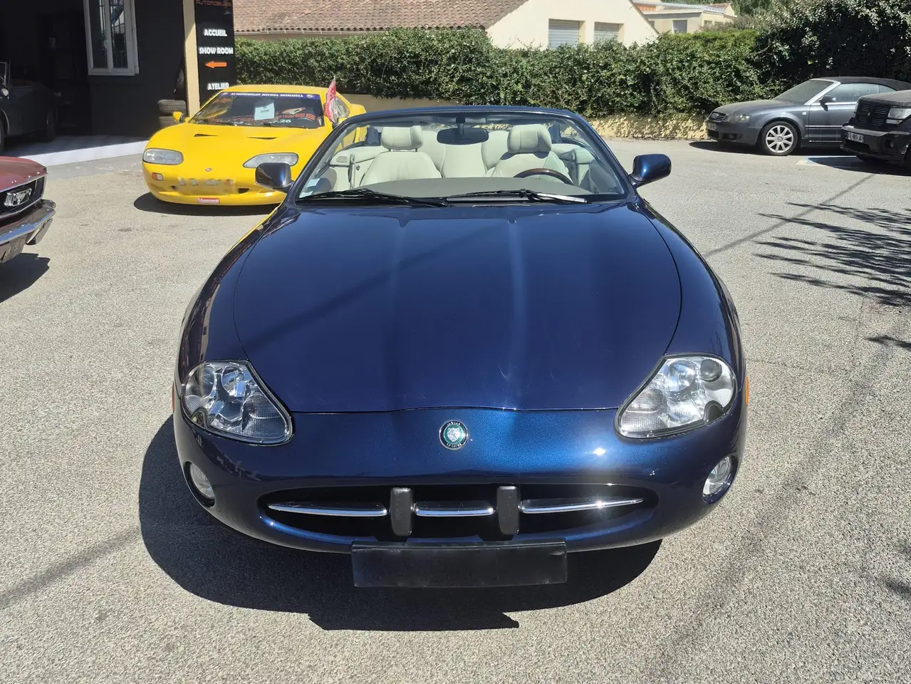 Jaguar XK8 CABRIOLET, foto 2