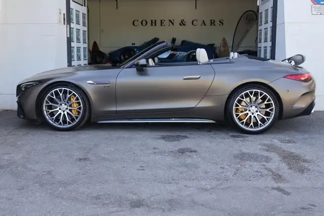 Mercedes-Benz SL Class view 12