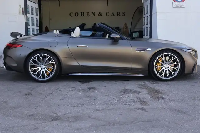 Mercedes-Benz SL Class view 6