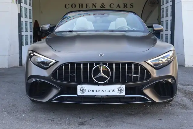 Mercedes-Benz SL Class view 4