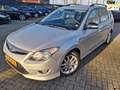 Hyundai i30 CW 1.6i i-Motion 2011. Climate/Cruise/Trekhaak etc Grau - thumbnail 1