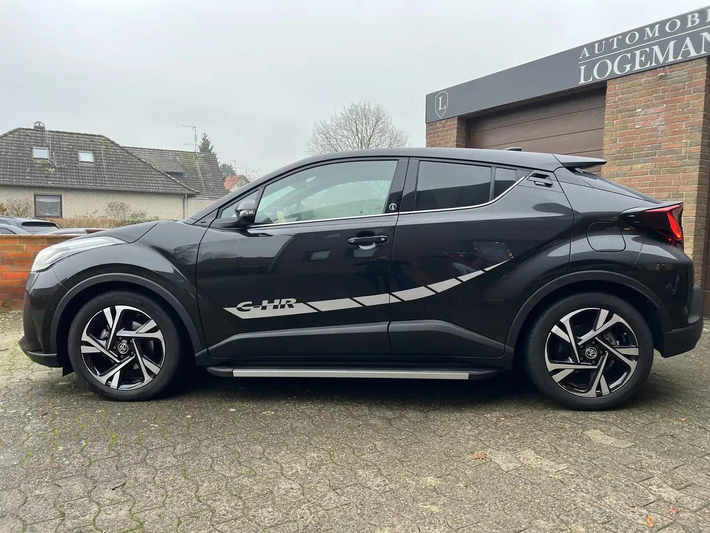 Toyota C-HR Hybrid Team D  I LED I KAM I beh. Lenkr. Чорний - 2