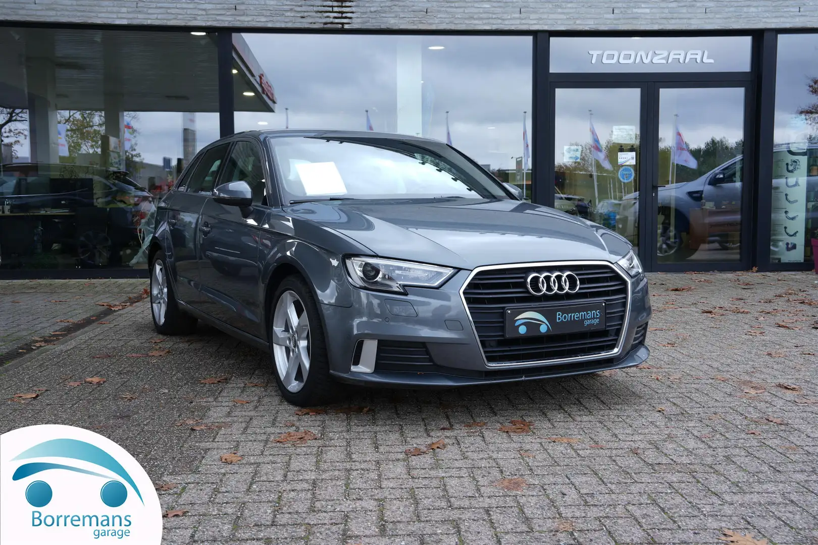 Audi A3 SPORTBACK 30 TFSI SPORT Carplay/Bluetooth/1 ste... Grijs - 1