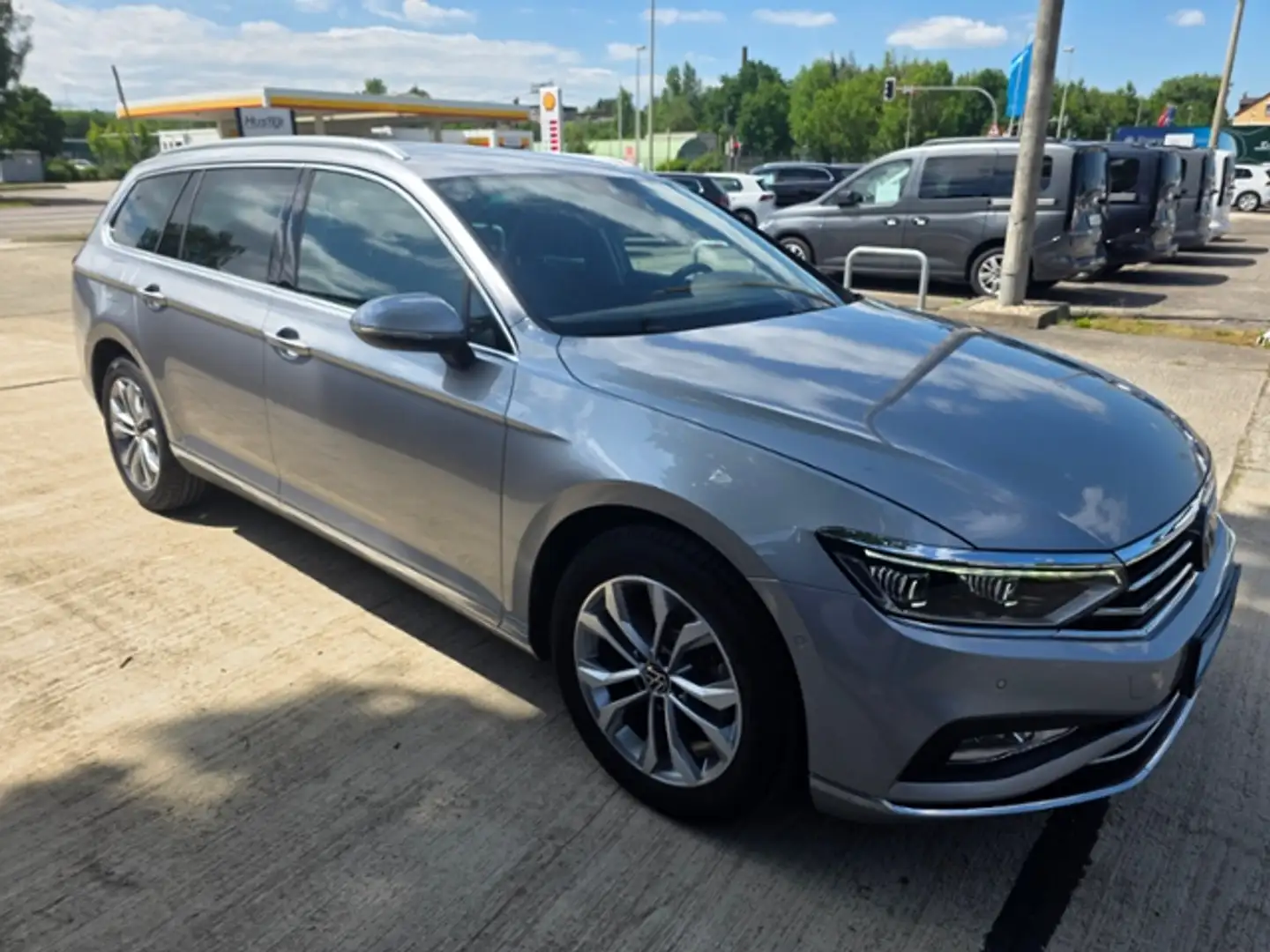 Volkswagen Passat Variant Elegance 2.0 TDI *MATRIX,AZV* Silber - 2