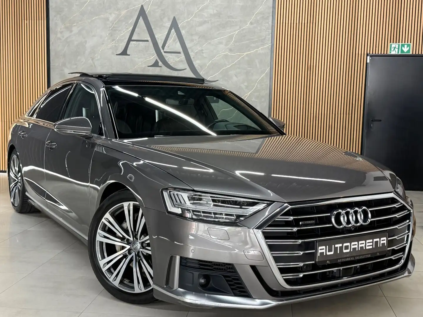 Audi A8 3.0 TDI Quattro*HD MATRIX LED*PANO*TV*STAND* Grau - 1