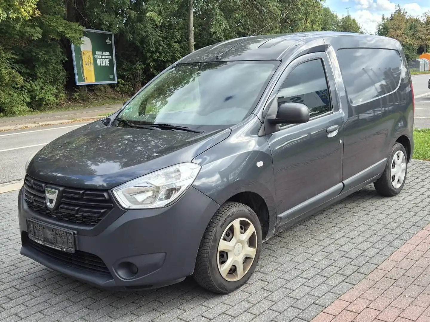 Dacia Dokker Ambiance Grau - 1