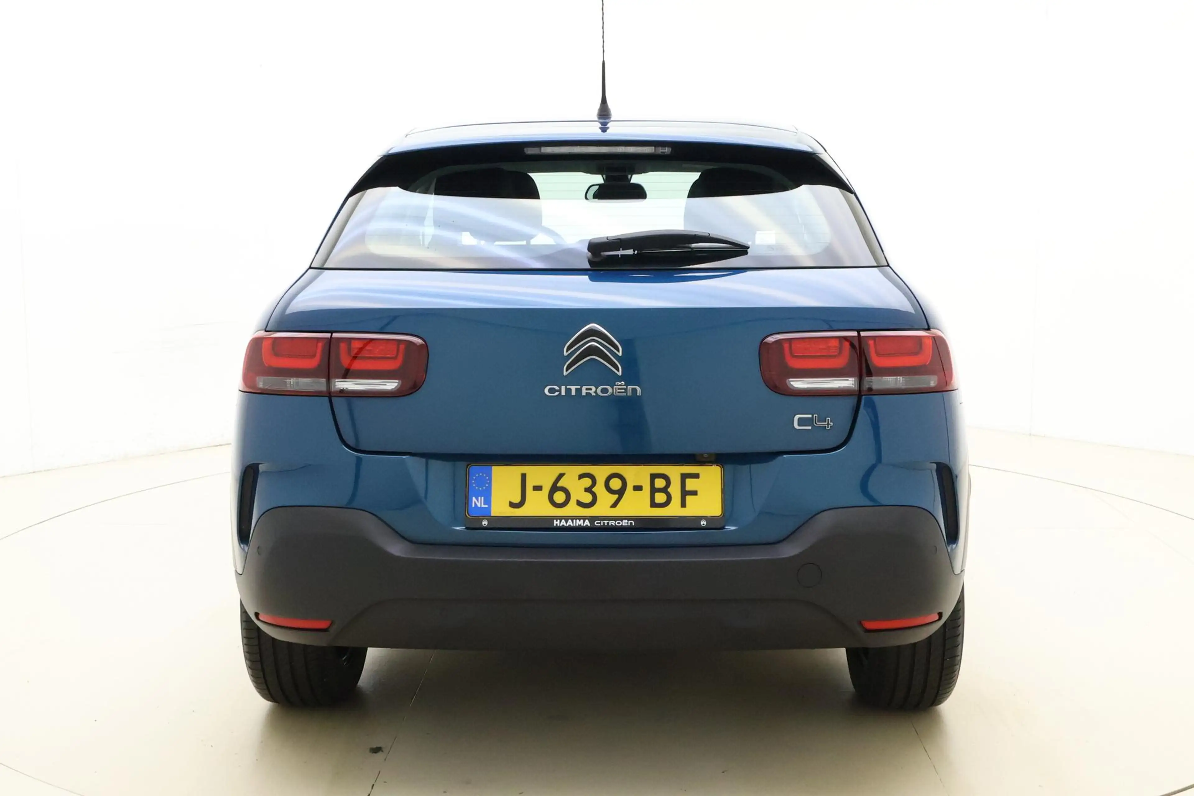 Citroen C4 Cactus 1.2 PureTech 110pk Business | Navigatie | Climate — photo 11